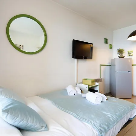 Zahara Yourhosthelper Apartment